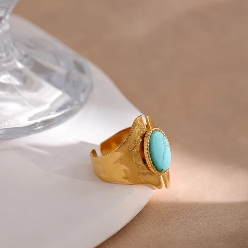 Thia Ring