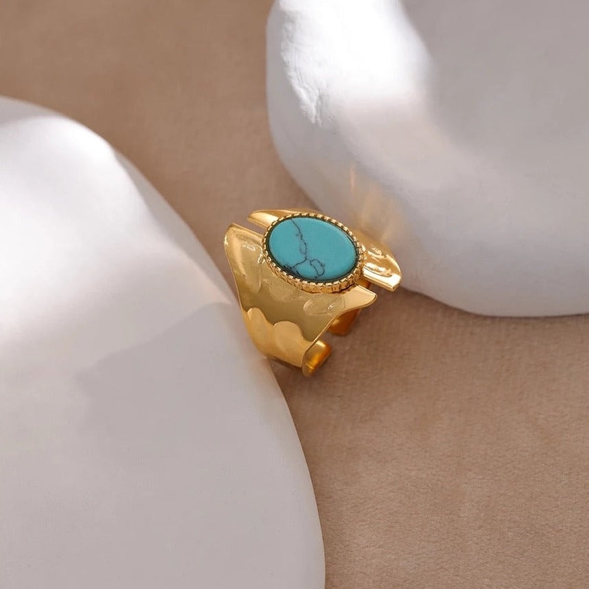 Thia Ring